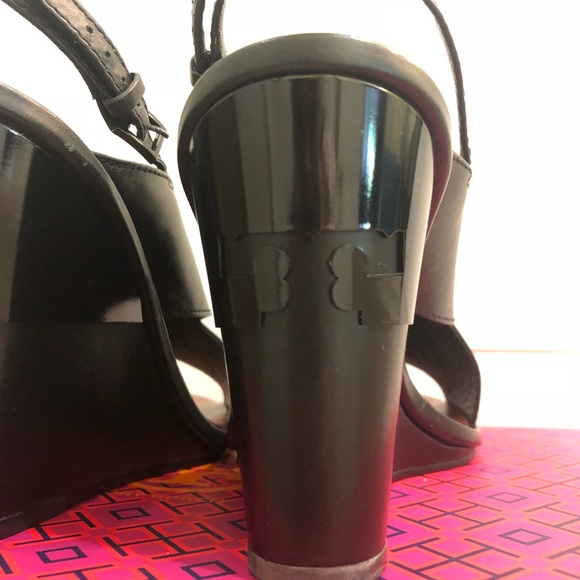 Tory Burch Black Gabrielle Wedge Sandals Shoes - Picture 4 of 8